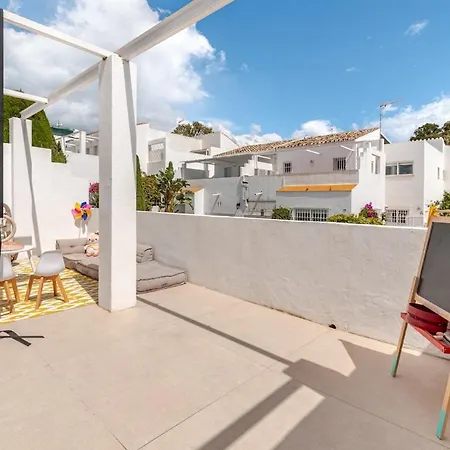 Stunning 4 Bedrooms En-suite In Marbella Estepona