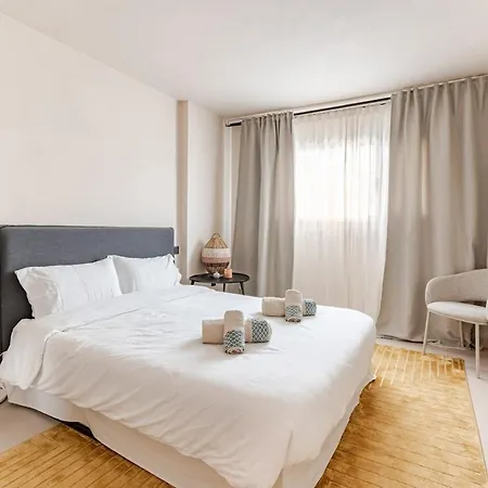 Сasa de vacaciones Stunning 4 Bedrooms En-suite In Marbella *