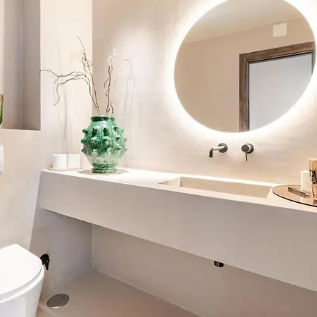 Сasa de vacaciones Stunning 4 Bedrooms En-suite In Marbella Estepona