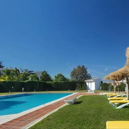 Stunning 4 Bedrooms En-suite In Marbella Сasa de vacaciones Estepona